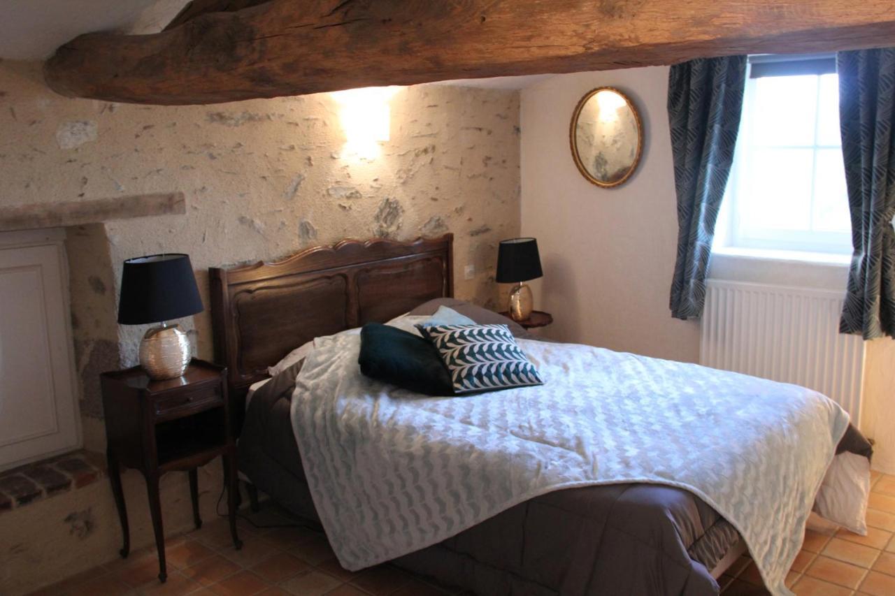 Les Chambres D'Hotes De La Metairie Du Bourg レ・ゼルビエ エクステリア 写真